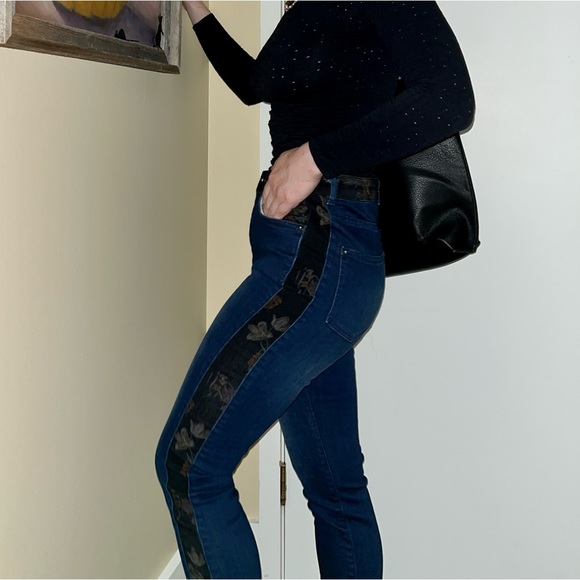 Pilcro Ultra High-Rise Floral Contrast Painted Colorblock Skinny Jeans Anthro - Picture 12 of 12